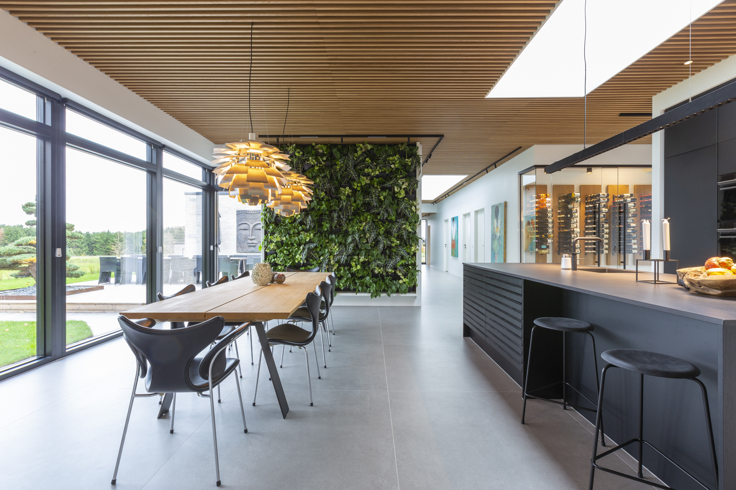 Greenwall for the home: Sanne and Thomas invited nature in